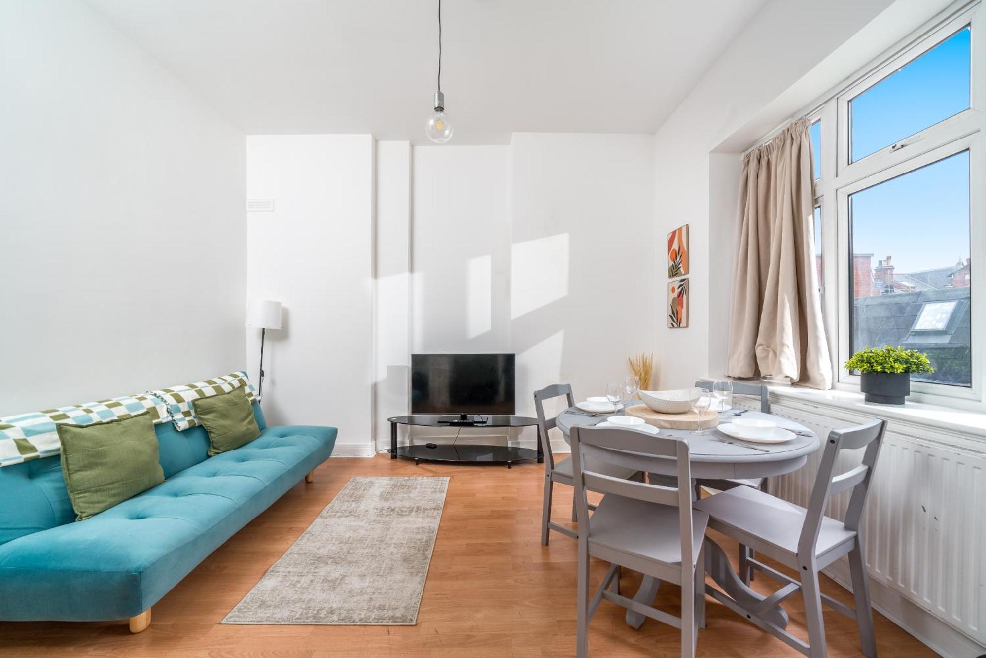 The Tooting Bec Hideaway - Prime Location Appartement Londen Buitenkant foto
